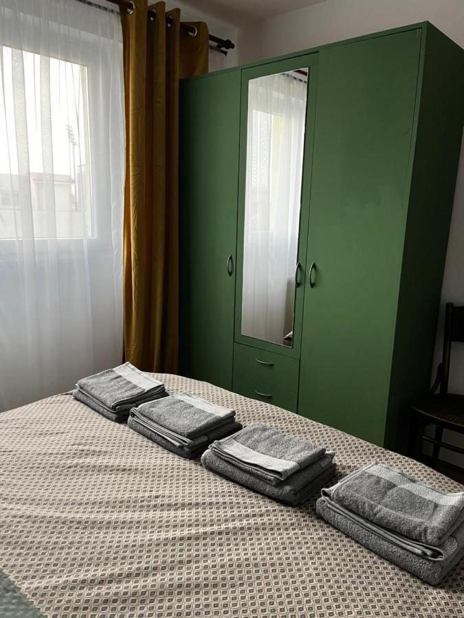 Condo Dorobanti Bukarest Eksteriør billede